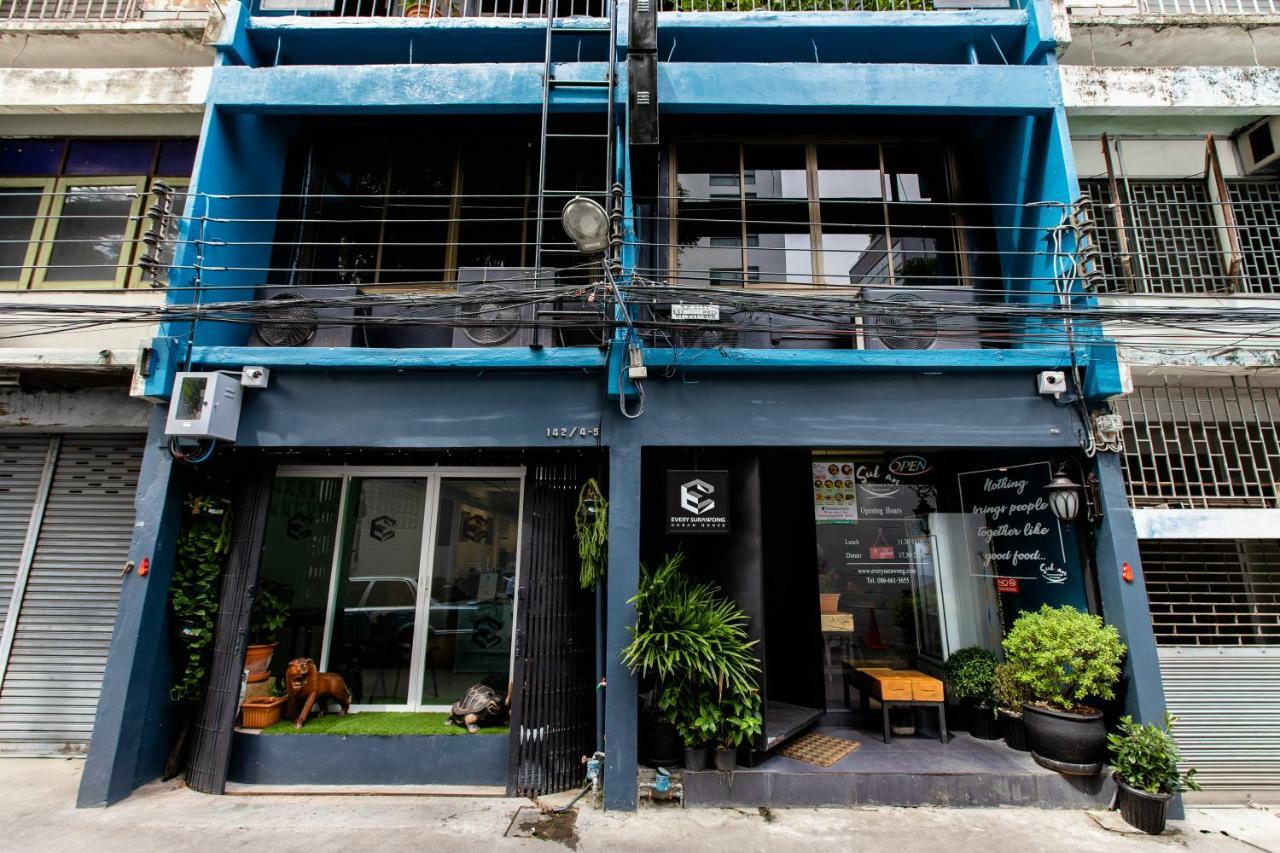 Every Surawong Bangkok Exteriör bild