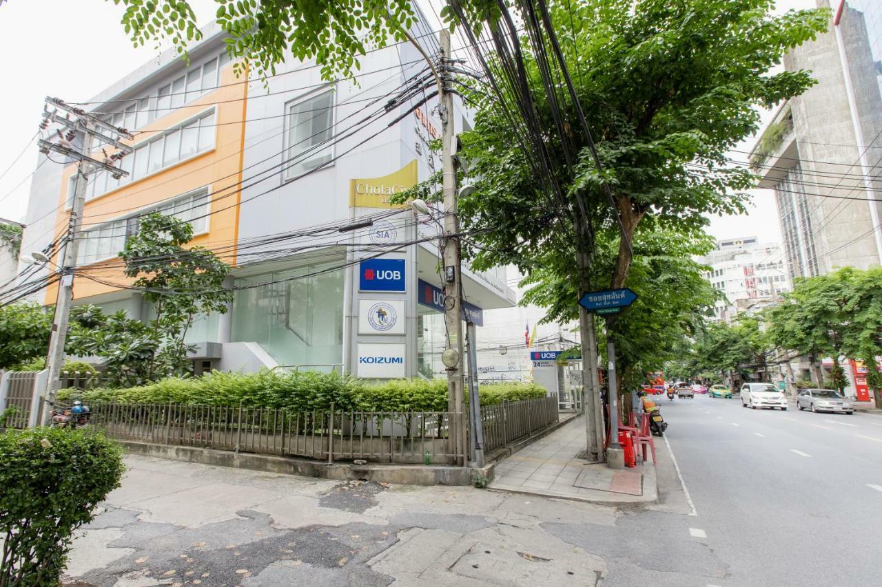 Every Surawong Bangkok Exteriör bild