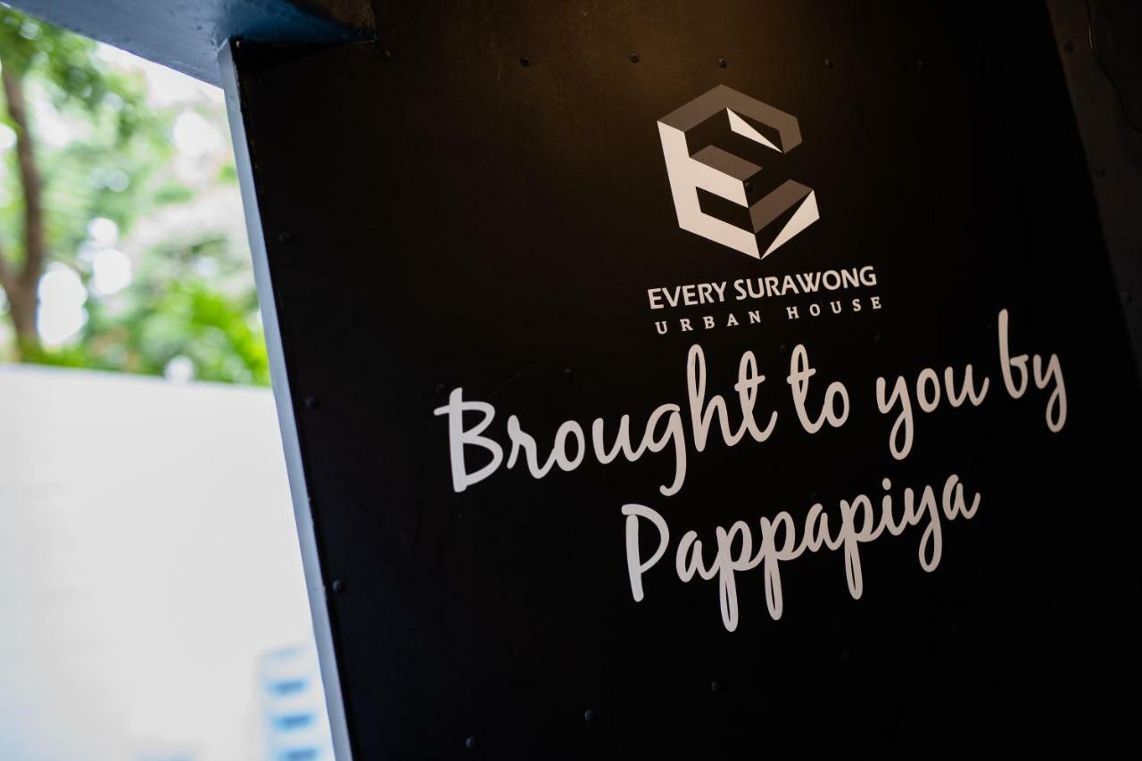 Every Surawong Bangkok Exteriör bild